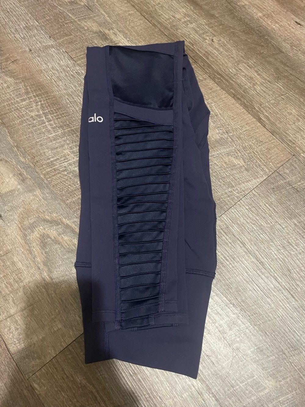 ALO Yoga navy Leggings with Side Mesh Panel